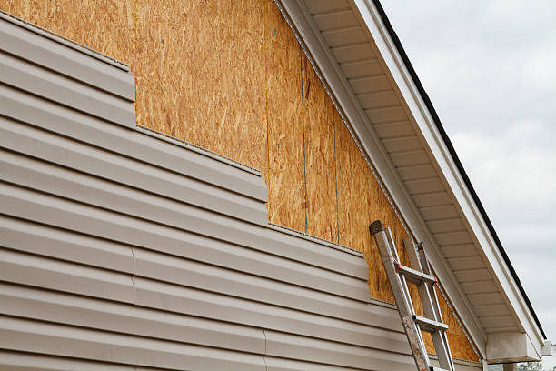 24/7 Emergency Siding Contractor experts in Lebanon, IL